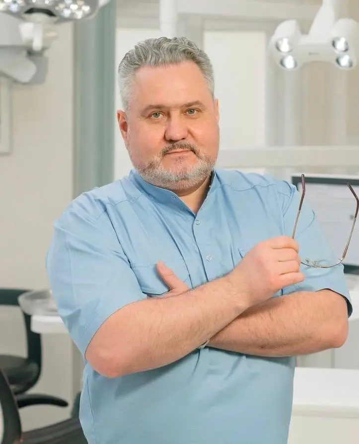 Mgr. Victor Levchenko, Director of the clinic, master dental technician